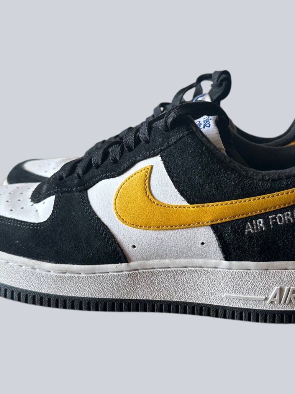 Nike Air Force 1 ‘07 LV8 Black Yellow Sneakers Size 7.5 - Picture 2 of 4